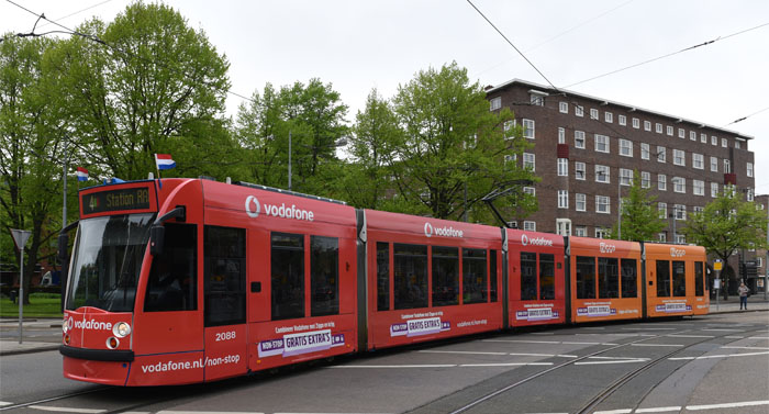 Voorbeeld van een reclame op een Amsterdamse tram